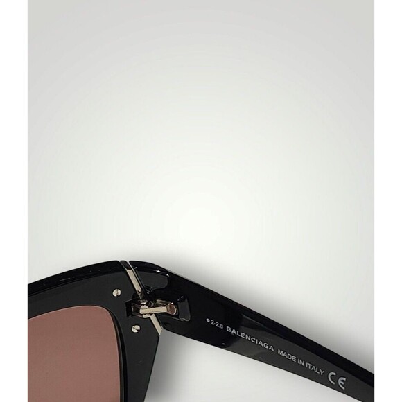 Balenciaga Sunglasses Cat Eye Black Frame White Logo On Arms - Picture 11 of 11